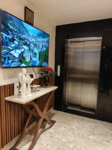 lobby2