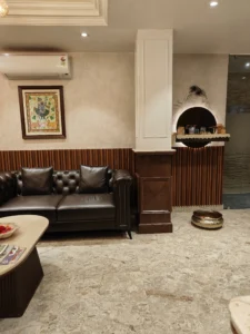 lobby24