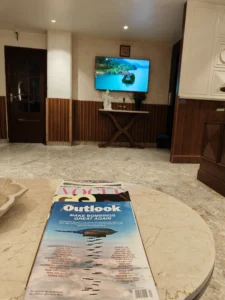 lobby28
