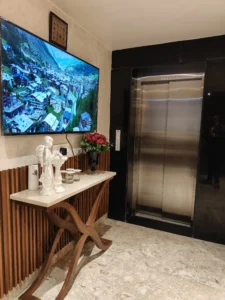 lobby8